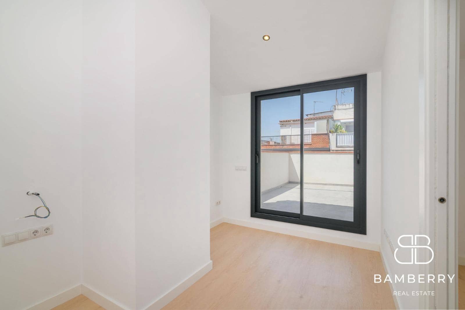 3 sypialnia Penthouse na sprzedaż w Sant Boi de Llobregat - 435 000 € (Ref: 10047401)