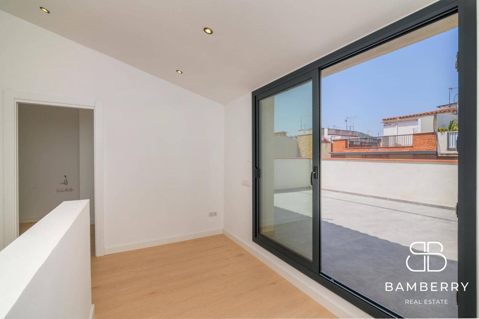 3 sypialnia Penthouse na sprzedaż w Sant Boi de Llobregat - 435 000 € (Ref: 10047401)