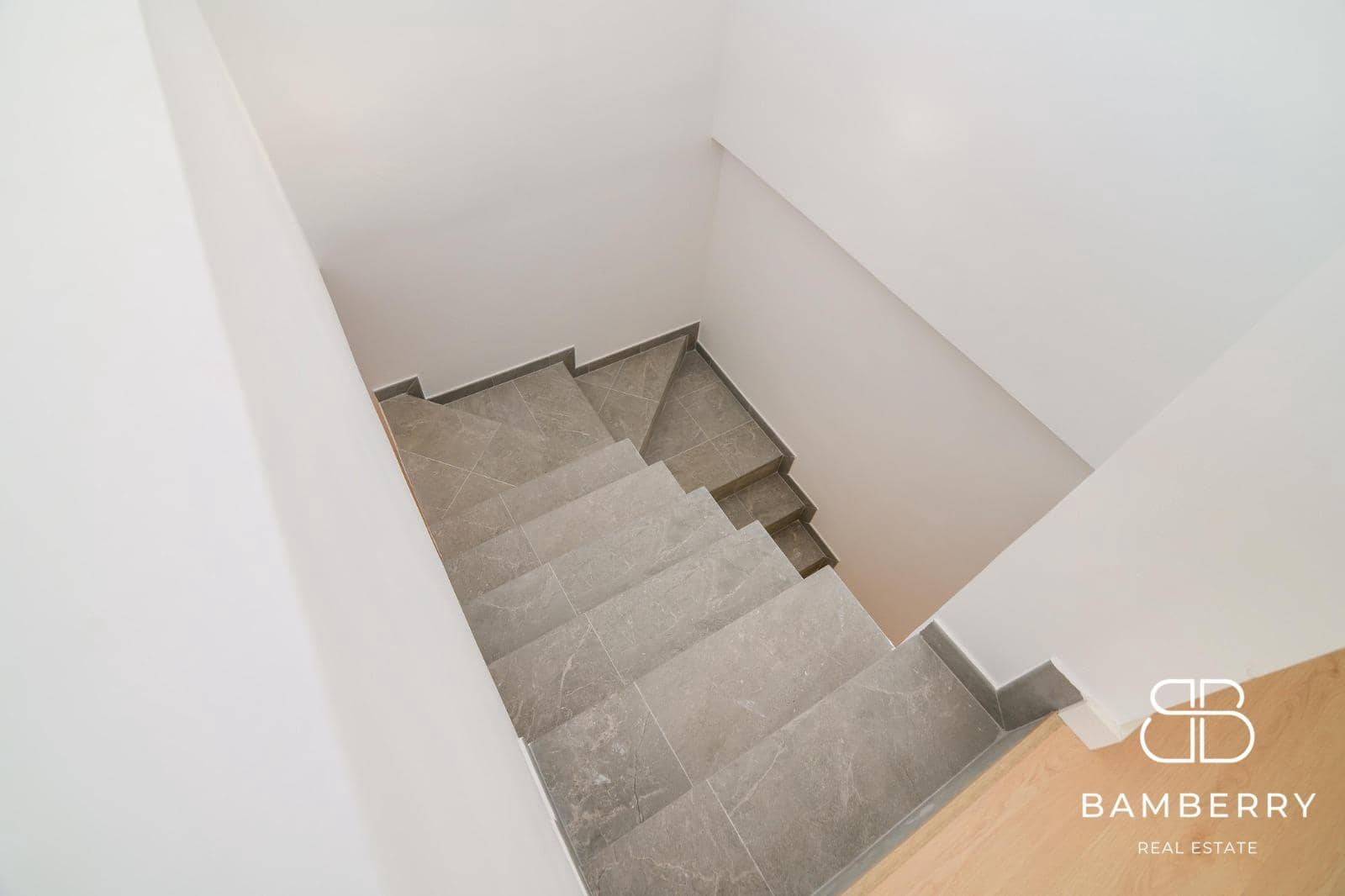 3 sypialnia Penthouse na sprzedaż w Sant Boi de Llobregat - 435 000 € (Ref: 10047401)