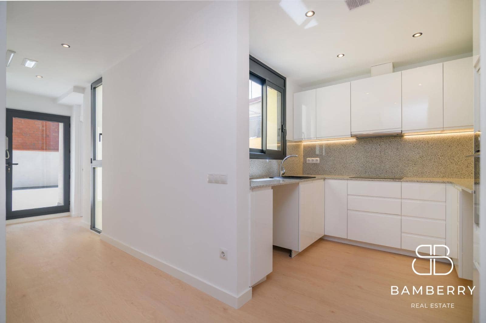 3 sypialnia Penthouse na sprzedaż w Sant Boi de Llobregat - 435 000 € (Ref: 10047401)