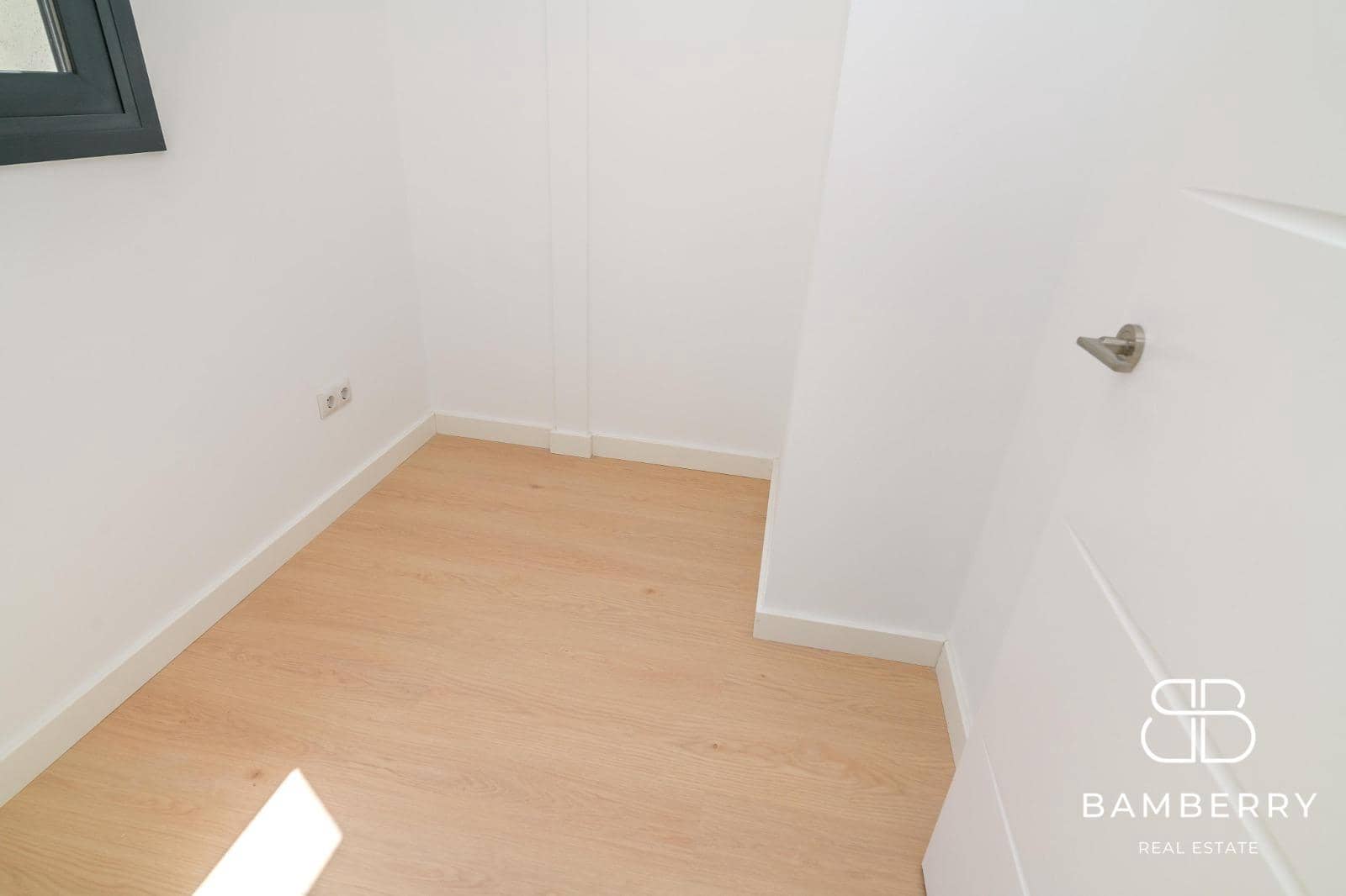 3 sypialnia Penthouse na sprzedaż w Sant Boi de Llobregat - 435 000 € (Ref: 10047401)