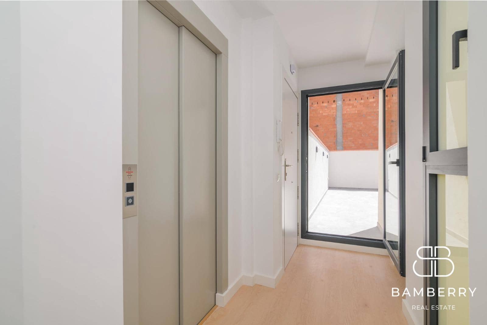 3 sypialnia Penthouse na sprzedaż w Sant Boi de Llobregat - 435 000 € (Ref: 10047401)