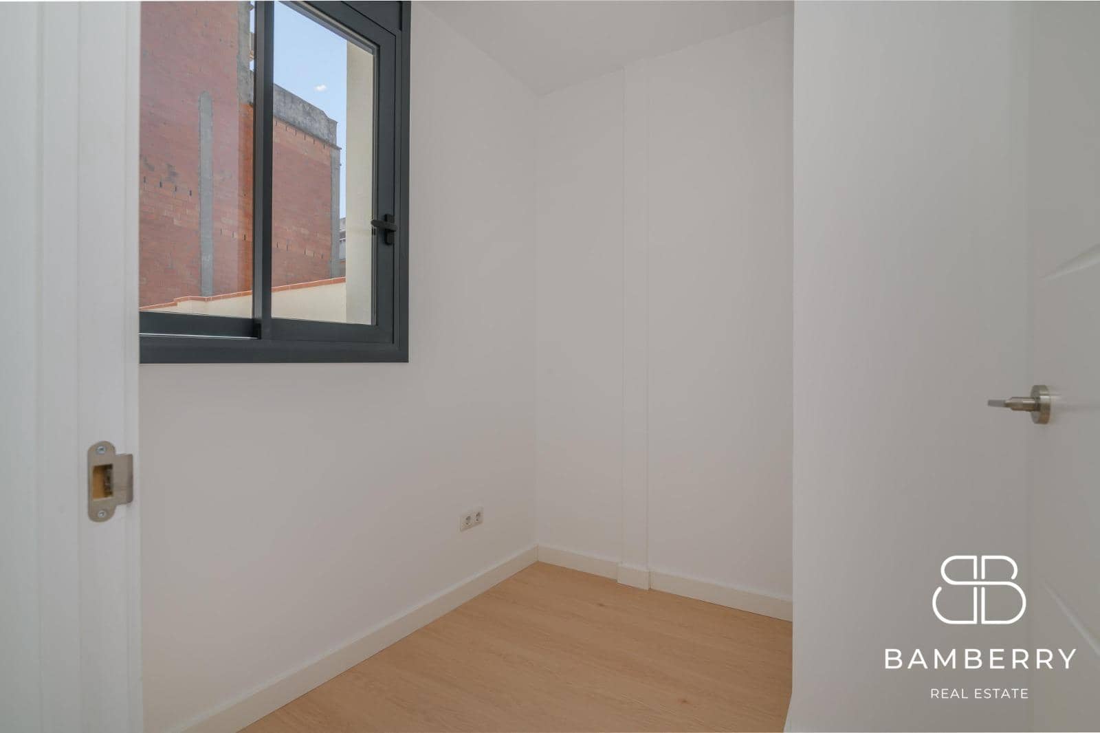 3 sypialnia Penthouse na sprzedaż w Sant Boi de Llobregat - 435 000 € (Ref: 10047401)