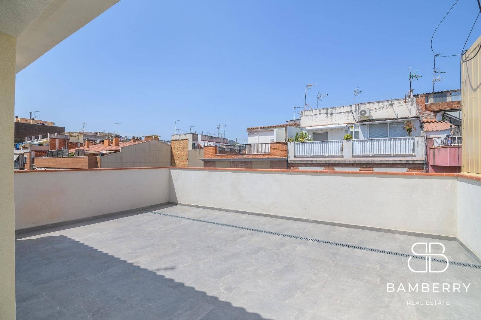 3 sypialnia Penthouse na sprzedaż w Sant Boi de Llobregat - 435 000 € (Ref: 10047401)
