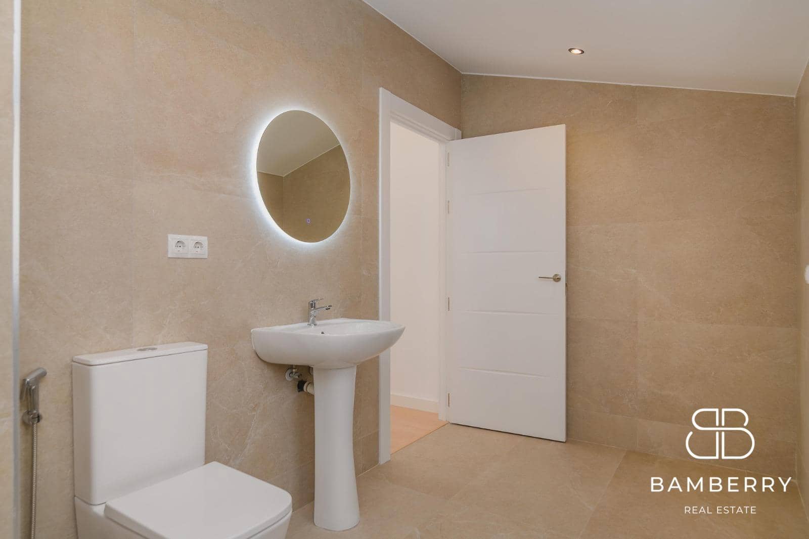 3 sypialnia Penthouse na sprzedaż w Sant Boi de Llobregat - 435 000 € (Ref: 10047401)