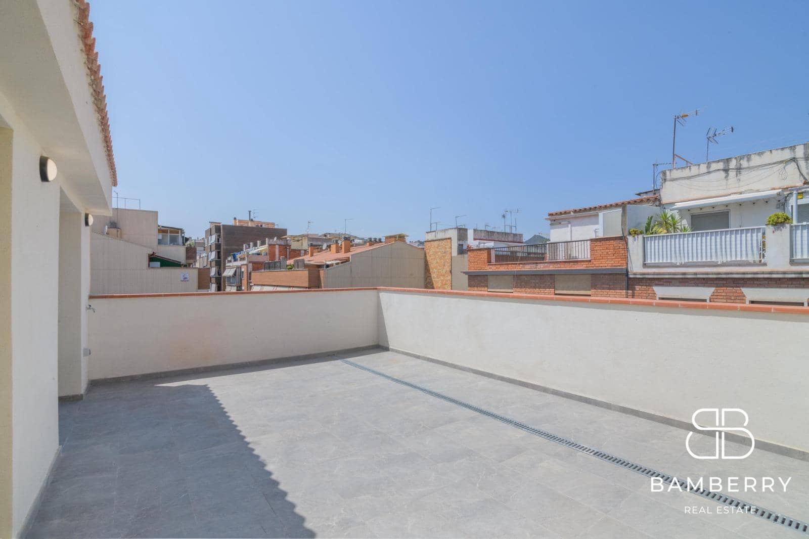 3 sypialnia Penthouse na sprzedaż w Sant Boi de Llobregat - 435 000 € (Ref: 10047401)
