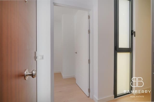 Ático de 3 habitaciones en Sant Boi de Llobregat en venta - 435.000 € (Ref: 10047401)