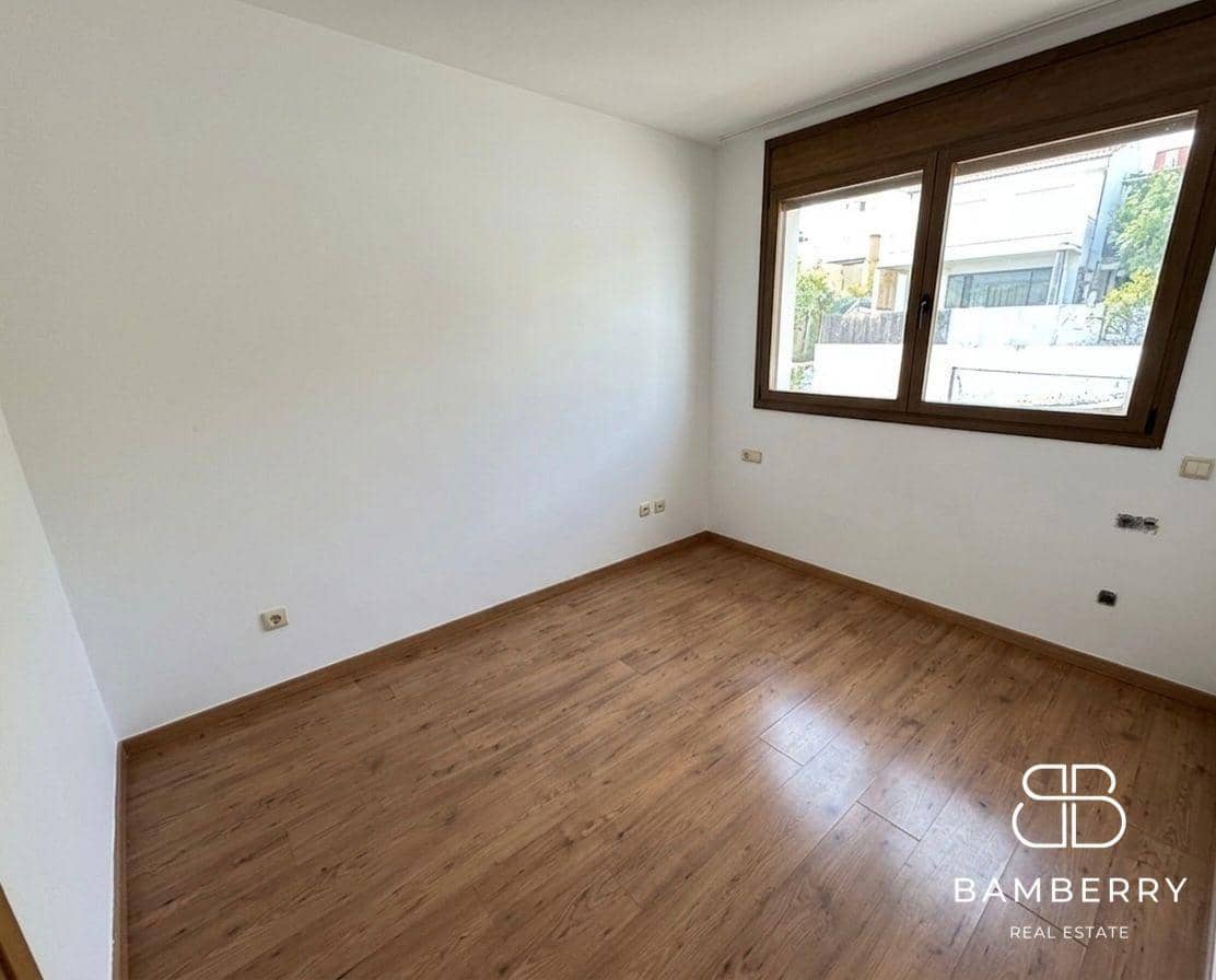 6 Zimmer Villa zu verkaufen in Castelldefels - 669.000 € (Ref: 10047403)