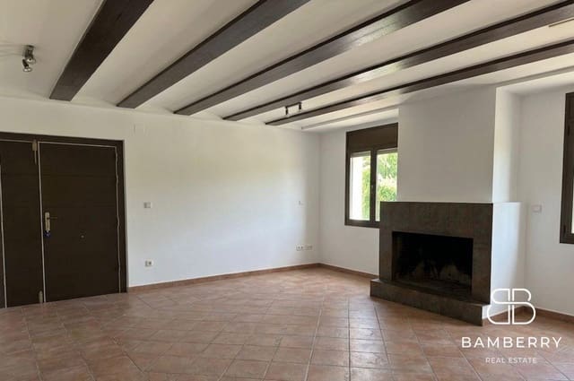 6 Zimmer Villa zu verkaufen in Castelldefels - 669.000 € (Ref: 10047403)