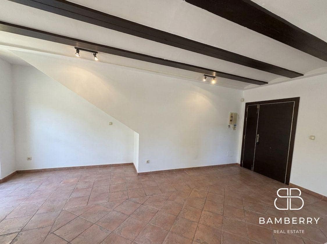 6 Zimmer Villa zu verkaufen in Castelldefels - 669.000 € (Ref: 10047403)