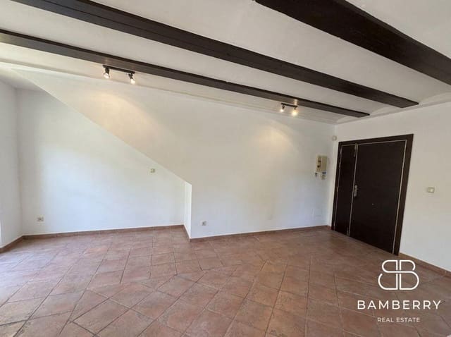 6 Zimmer Villa zu verkaufen in Castelldefels - 669.000 € (Ref: 10047403)