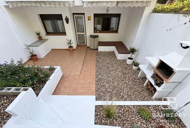 6 Zimmer Villa zu verkaufen in Castelldefels - 669.000 € (Ref: 10047403)