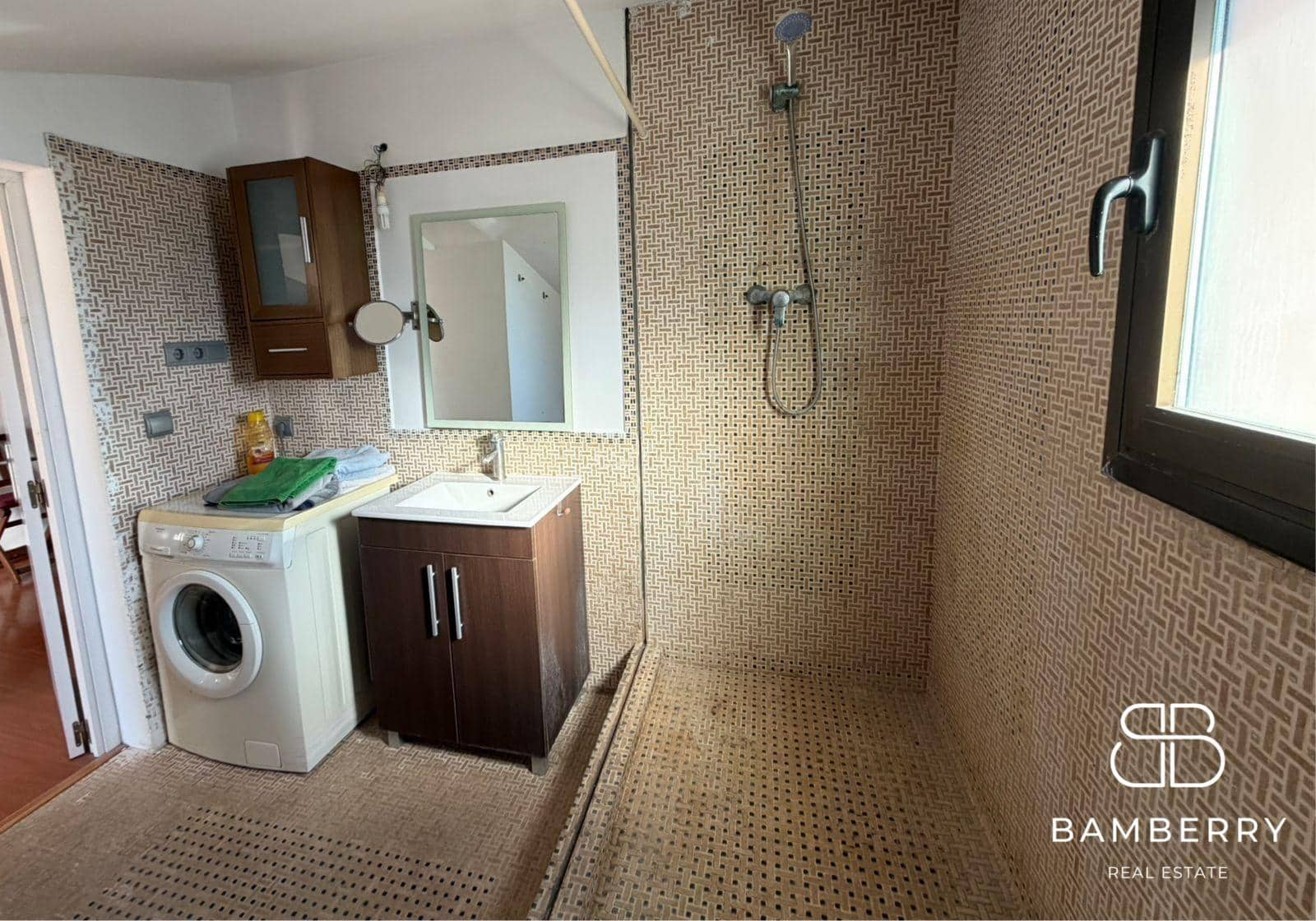 6 Zimmer Villa zu verkaufen in Castelldefels - 669.000 € (Ref: 10047403)