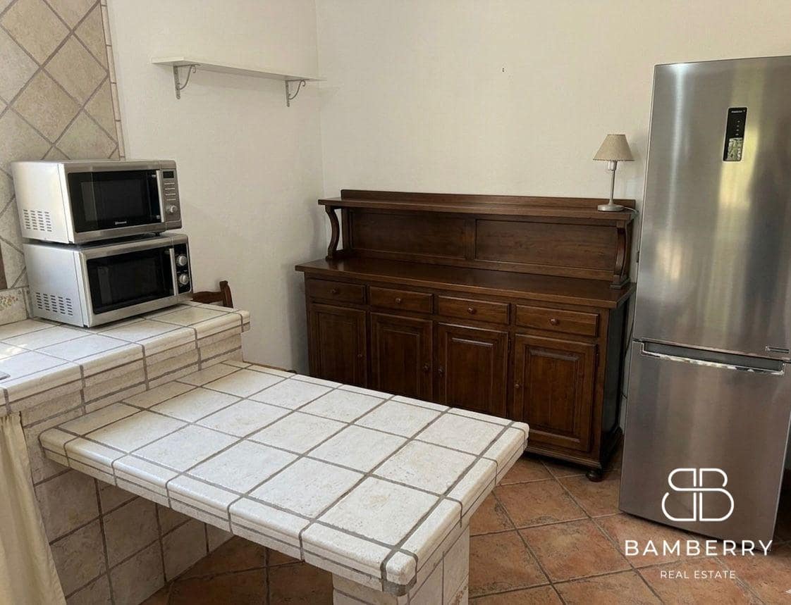 6 bedroom Villa for sale in Castelldefels - € 669,000 (Ref: 10047403)