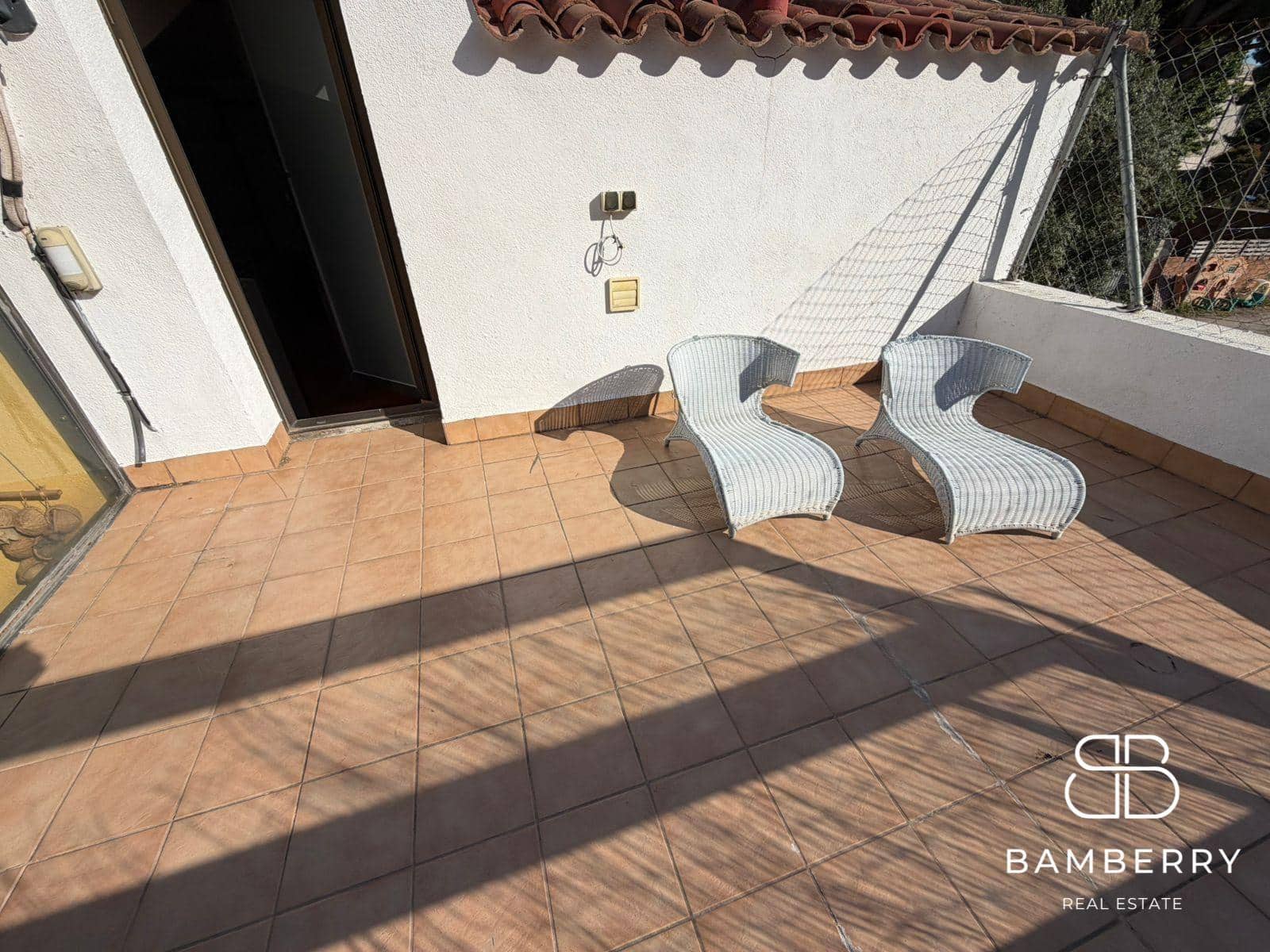 6 bedroom Villa for sale in Castelldefels - € 669,000 (Ref: 10047403)