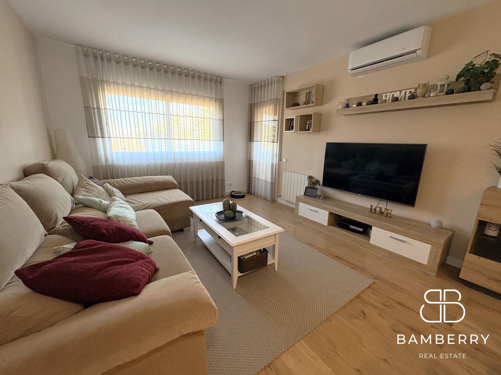 3 bedroom Flat for sale in Sant Joan Despi - € 499,900 (Ref: 10109764)