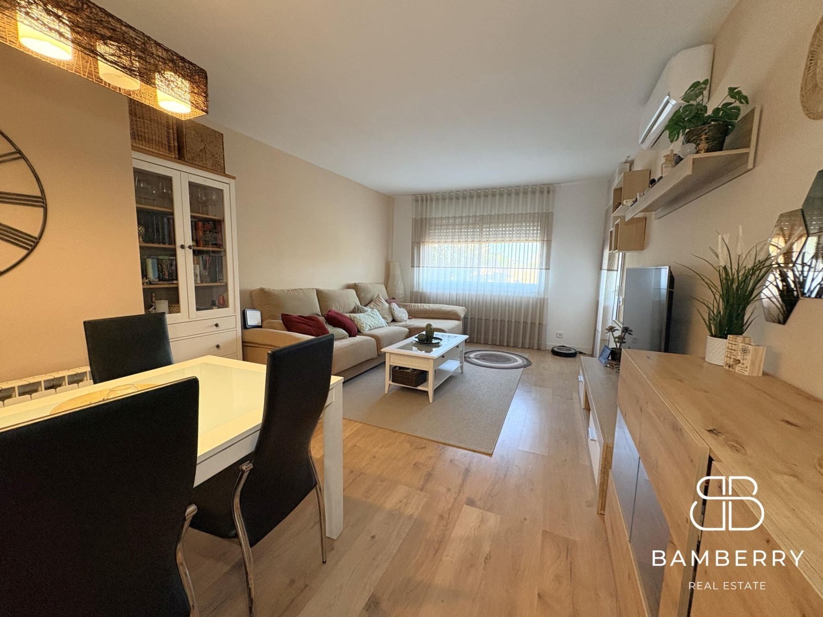 3 bedroom Flat for sale in Sant Joan Despi - € 499,900 (Ref: 10109764)