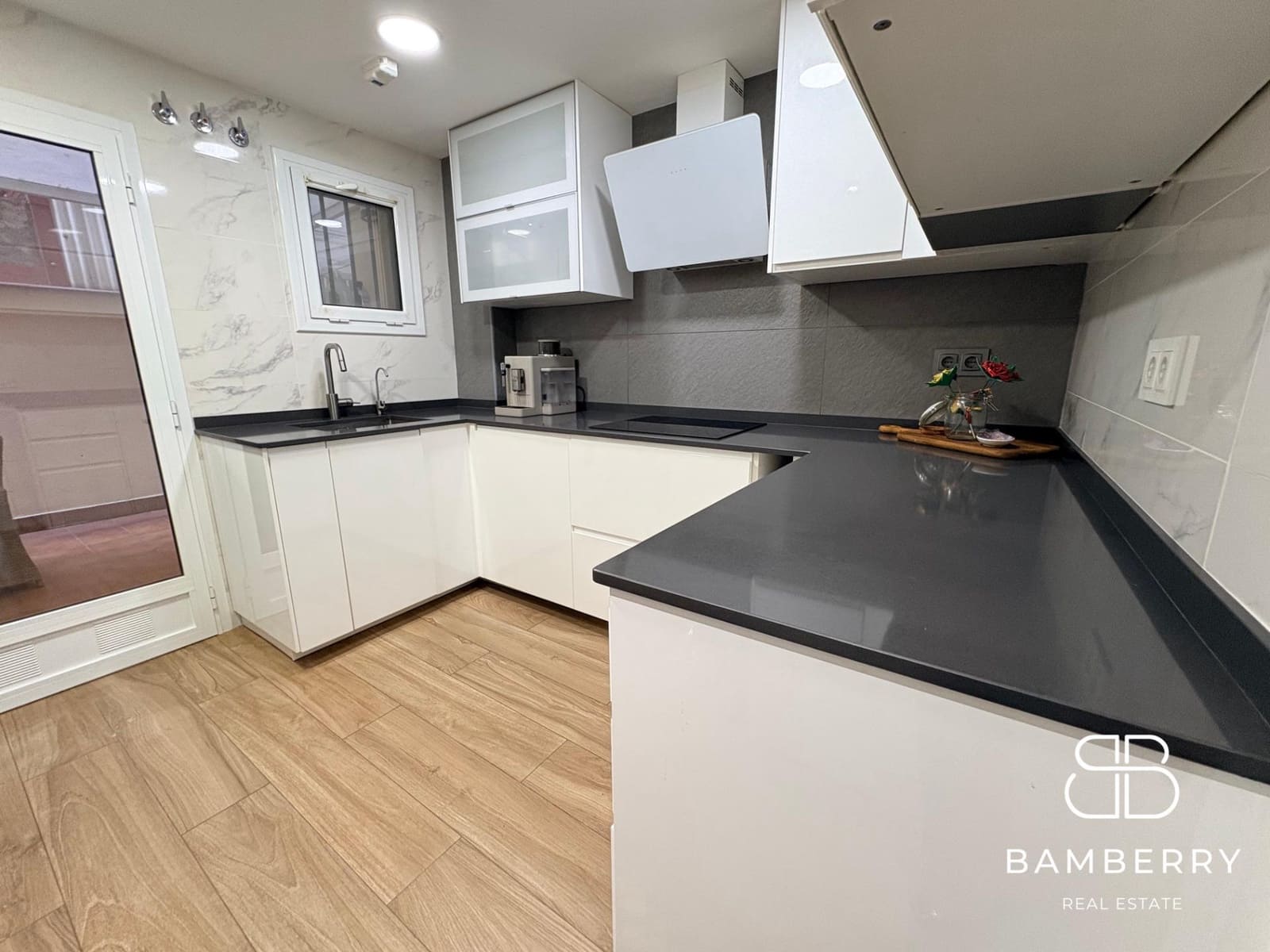 3 bedroom Flat for sale in Sant Joan Despi - € 499,900 (Ref: 10109764)