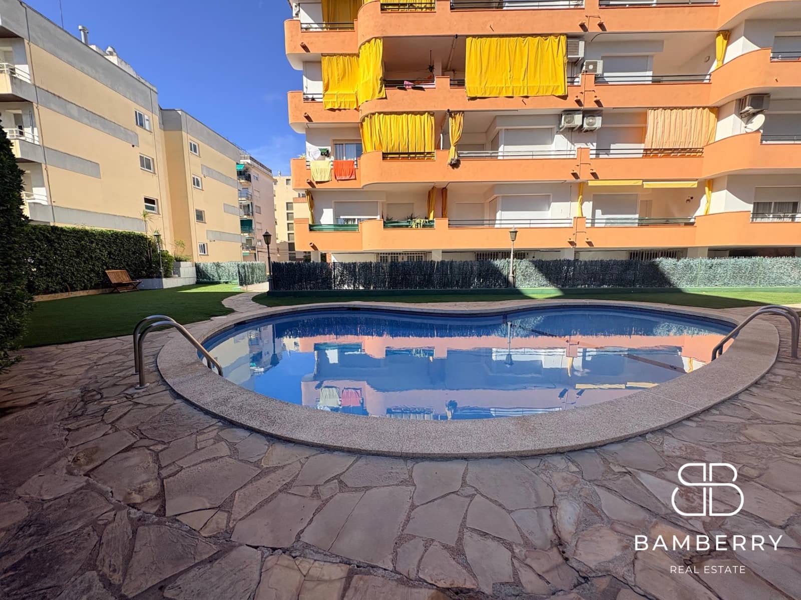 1 bedroom Flat for sale in Lloret de Mar with pool - € 147,000 (Ref: 10115940)