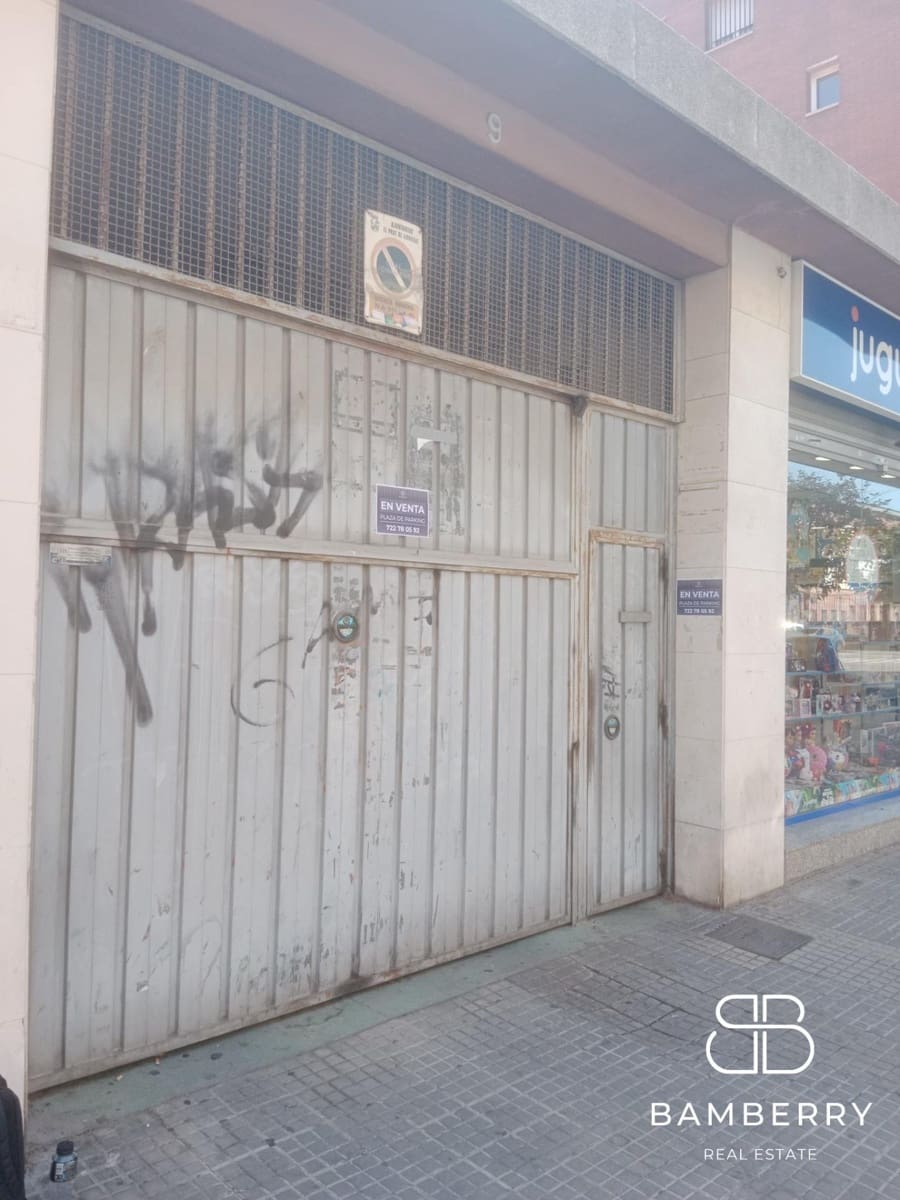 Garage for sale in El Prat de Llobregat - € 30,000 (Ref: 10159772)