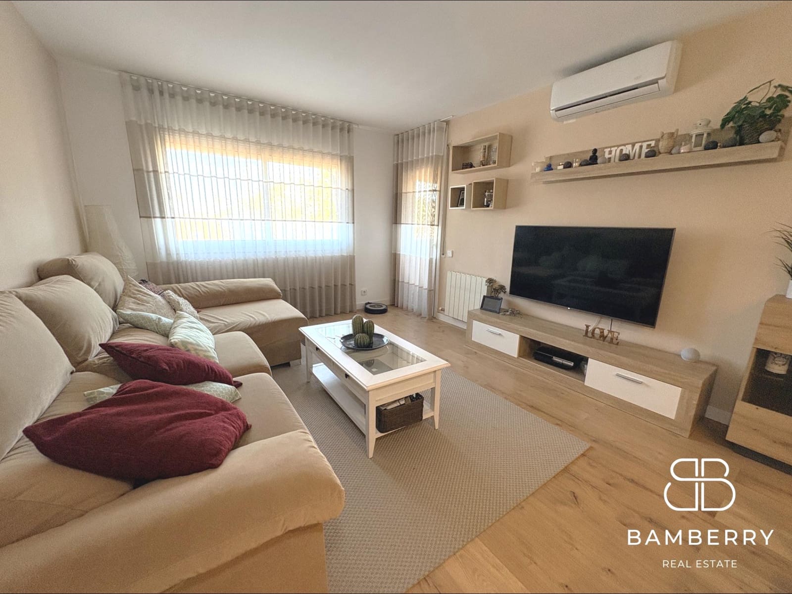 3 bedroom Flat for sale in Sant Joan Despi - € 499,900 (Ref: 10183196)