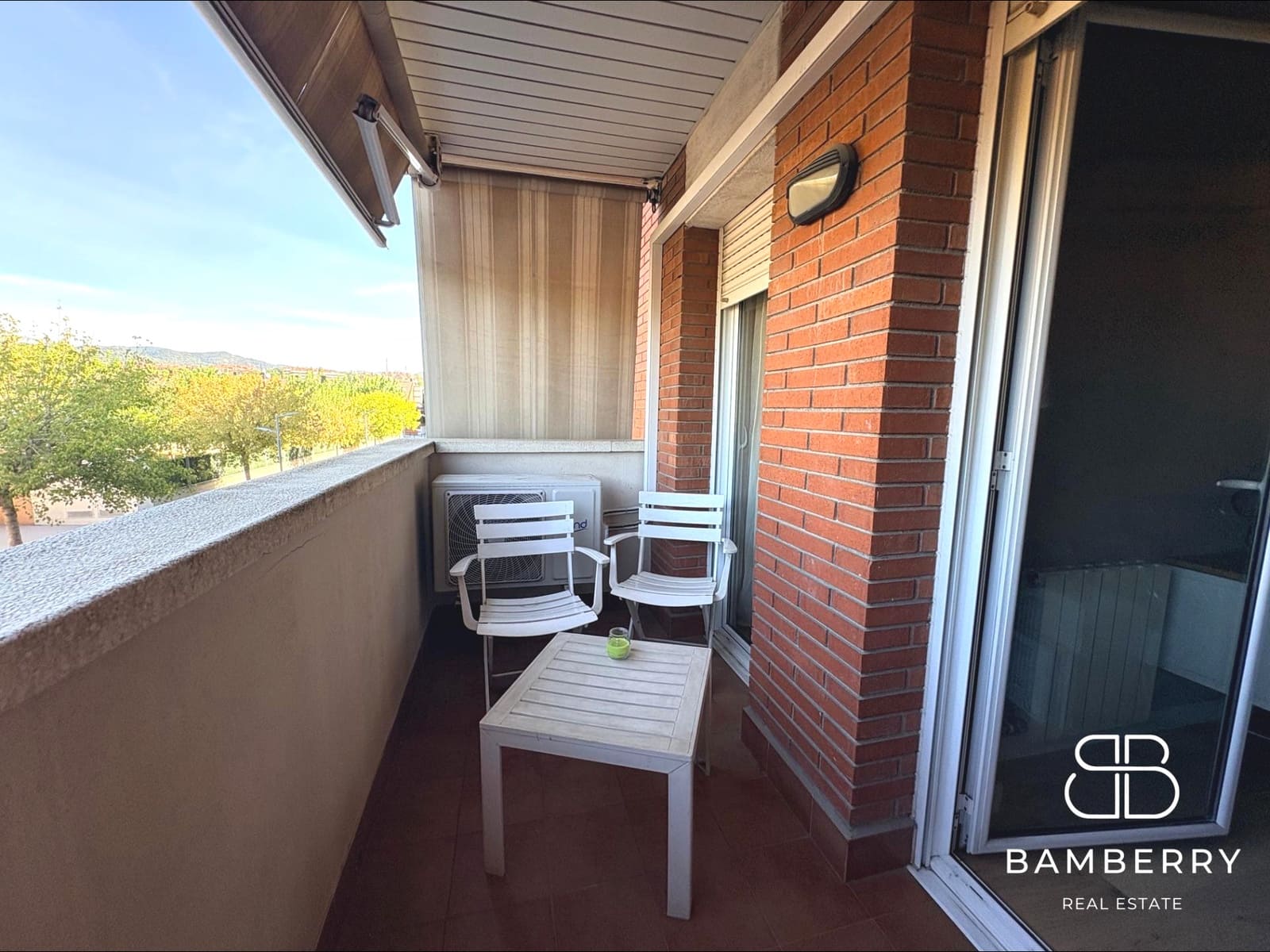 3 bedroom Flat for sale in Sant Joan Despi - € 499,900 (Ref: 10183196)