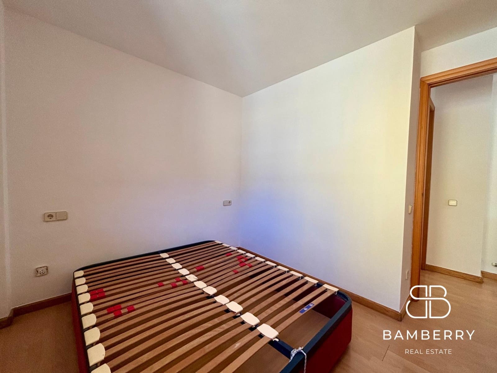 3 bedroom Flat for sale in Castelldefels with garage - € 520,000 (Ref: 9181514)