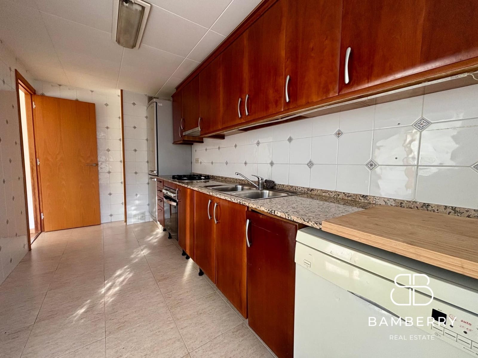 3 bedroom Flat for sale in Castelldefels with garage - € 520,000 (Ref: 9181514)