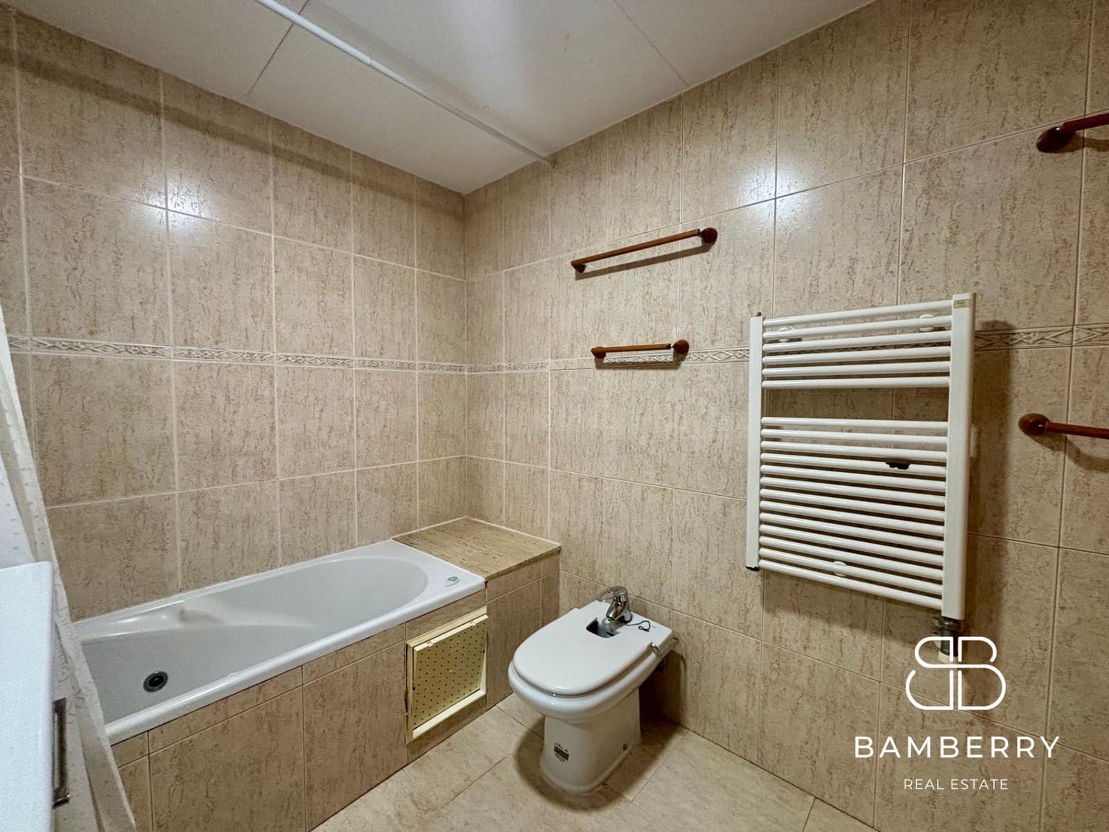 3 bedroom Flat for sale in Castelldefels with garage - € 520,000 (Ref: 9181514)