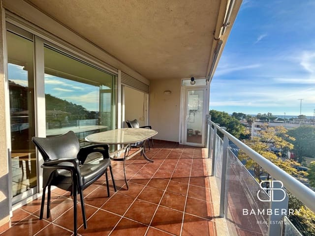 3 makuuhuone Asunto myytävänä paikassa Castelldefels mukana 
autotalli - 520 000 € (Ref: 9181514)