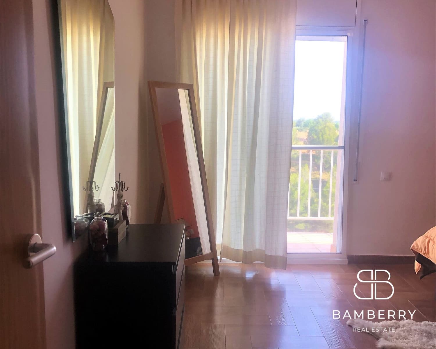 4 soveværelse Villa til salg i Aiguamurcia med garage - € 359.000 (Ref: 9181517)