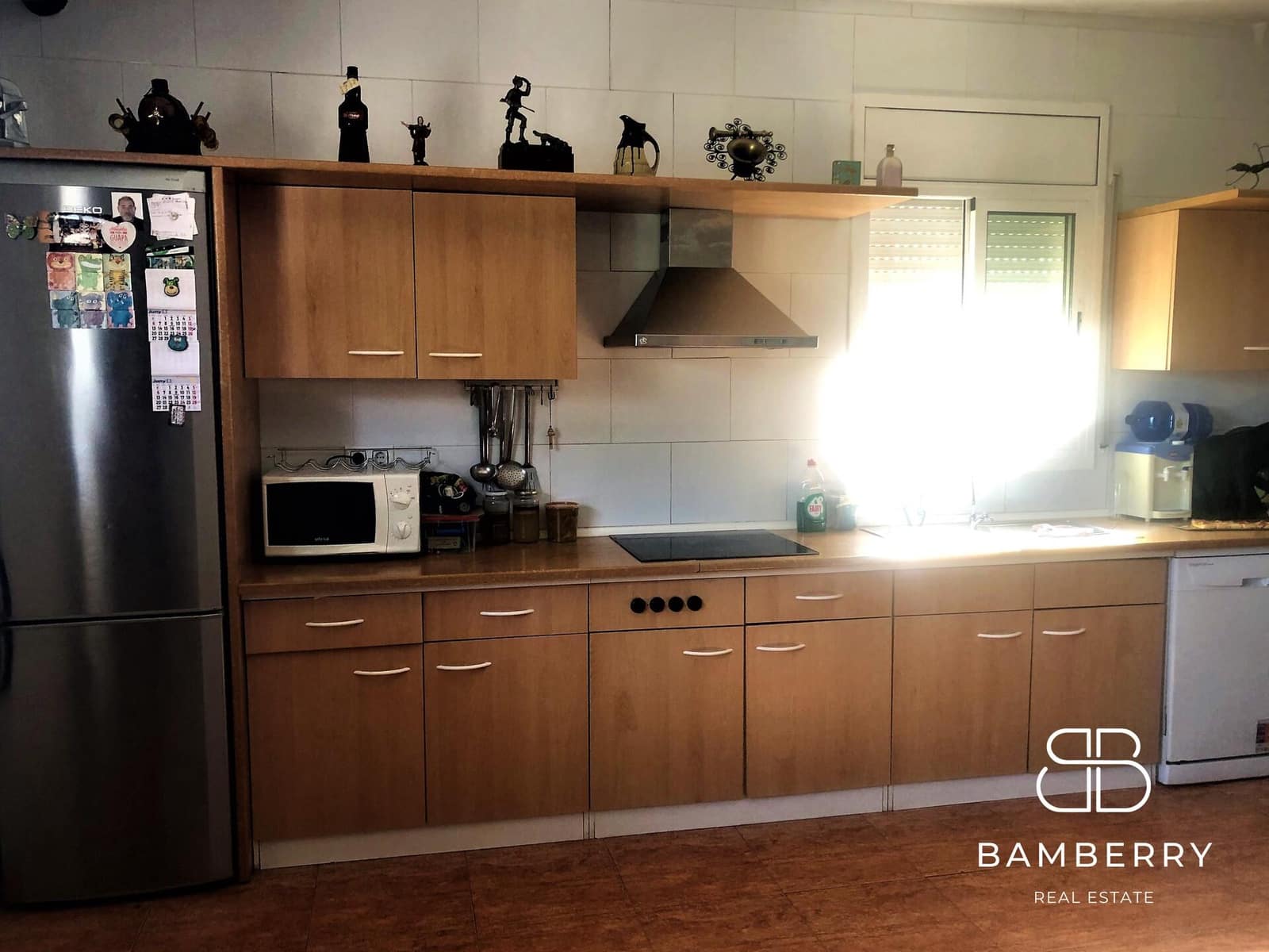 4 soveværelse Villa til salg i Aiguamurcia med garage - € 359.000 (Ref: 9181517)