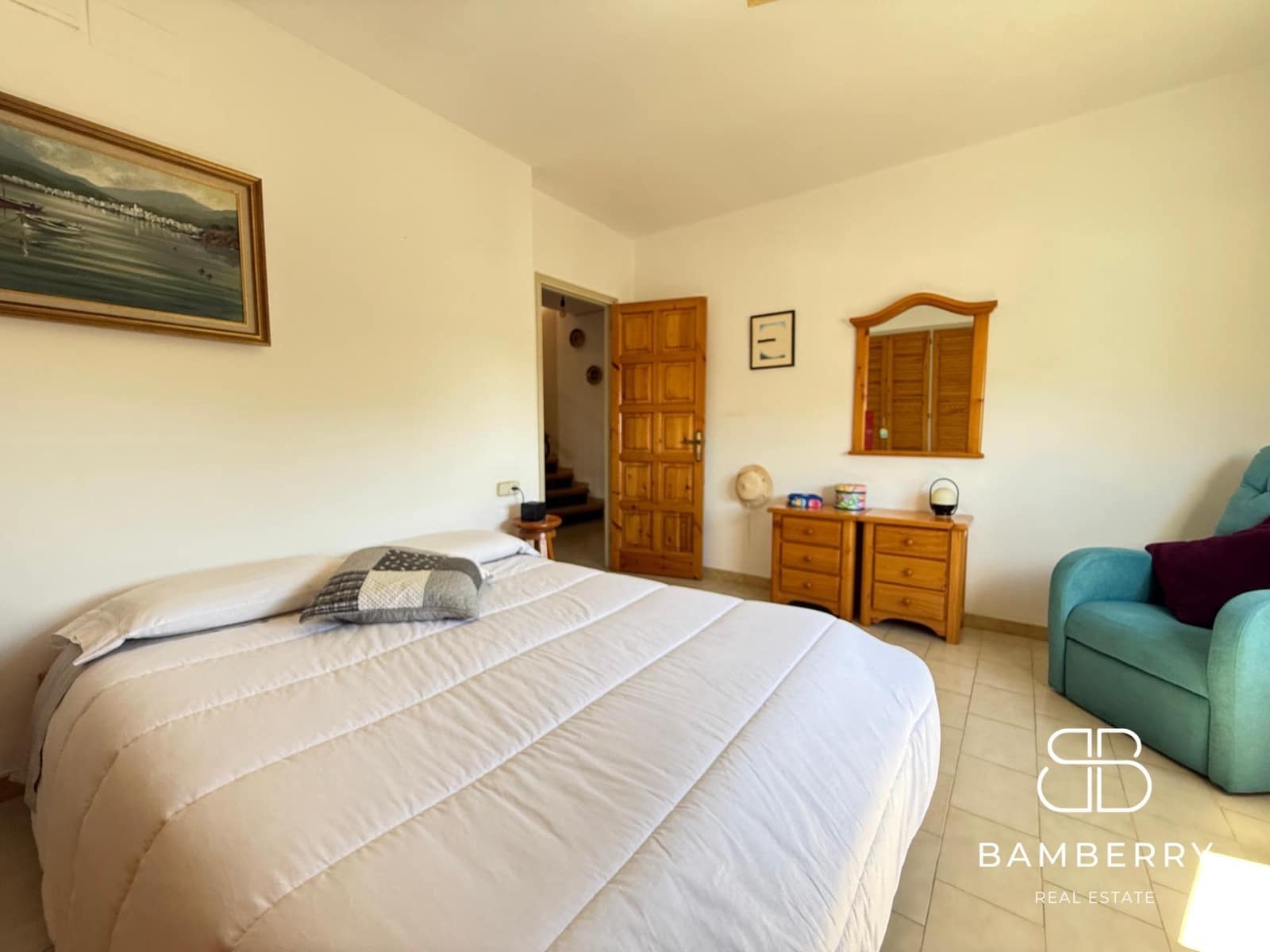 5 bedroom Terraced Villa for sale in Cadaques with garage - € 929,000 (Ref: 9181518)