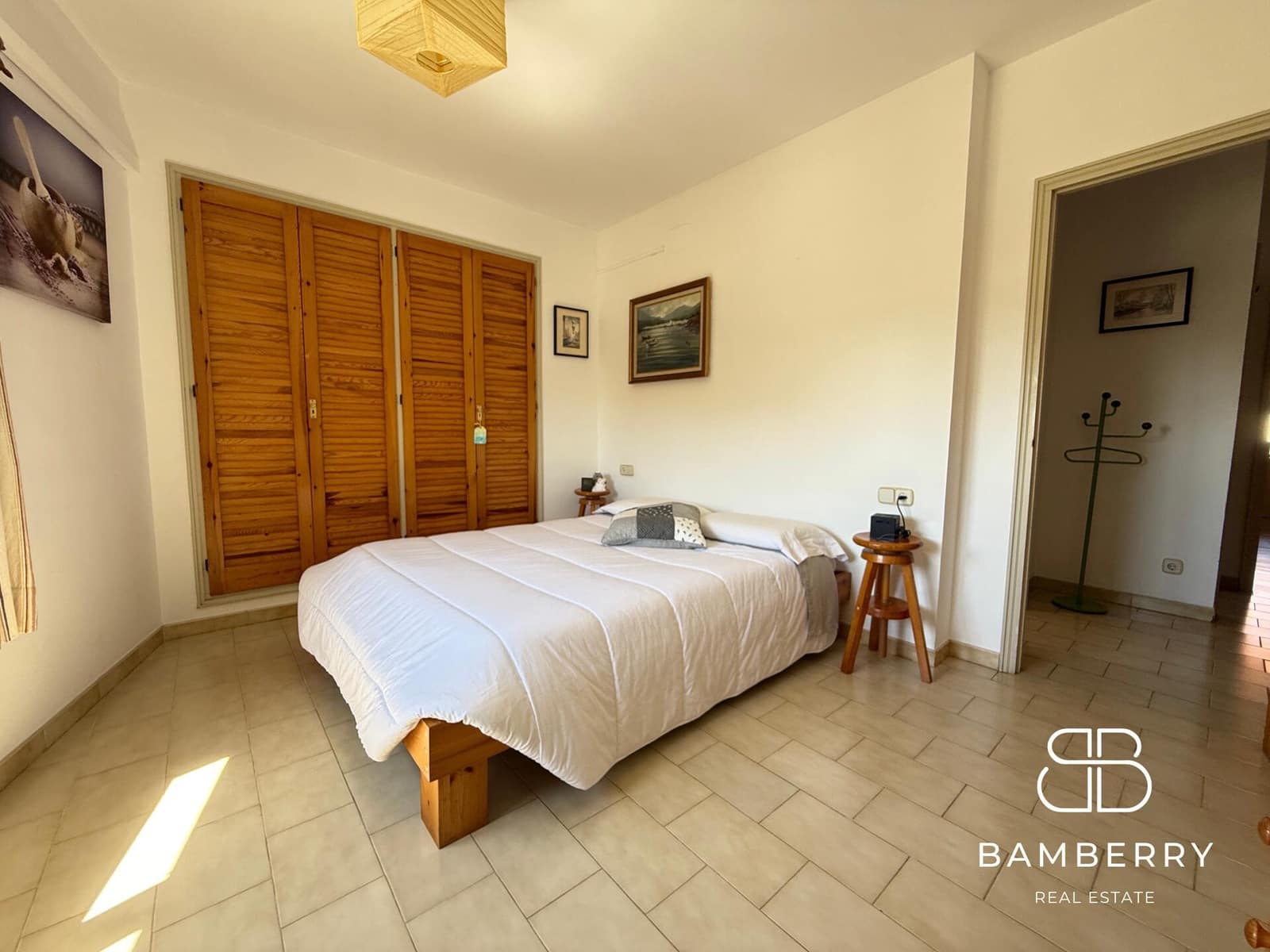 5 bedroom Terraced Villa for sale in Cadaques with garage - € 929,000 (Ref: 9181518)