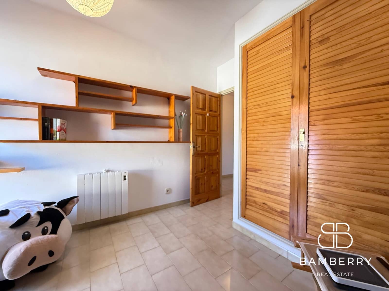 5 bedroom Terraced Villa for sale in Cadaques with garage - € 929,000 (Ref: 9181518)