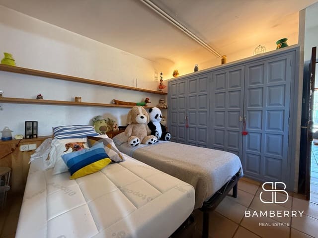 5 bedroom Terraced Villa for sale in Cadaqués - € 925,000 (Ref: 9181518)