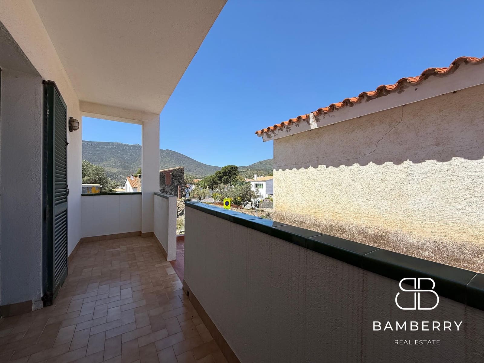 5 bedroom Terraced Villa for sale in Cadaques - € 925,000 (Ref: 9181518)
