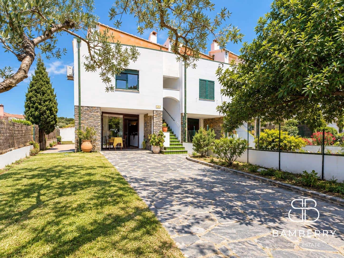 5 soverom Rekkehus til salgs i Cadaques med garasje - € 925 000 (Ref: 9181518)