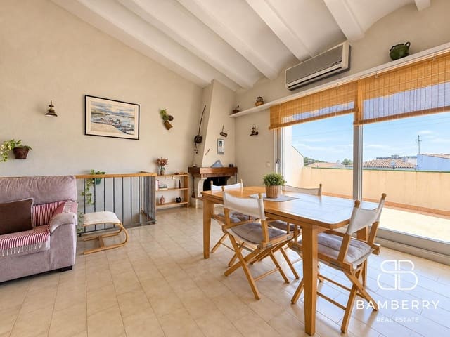 5 slaapkamer Rijtjeshuis te koop in Cadaqués met garage - € 925.000 (Ref: 9181518)