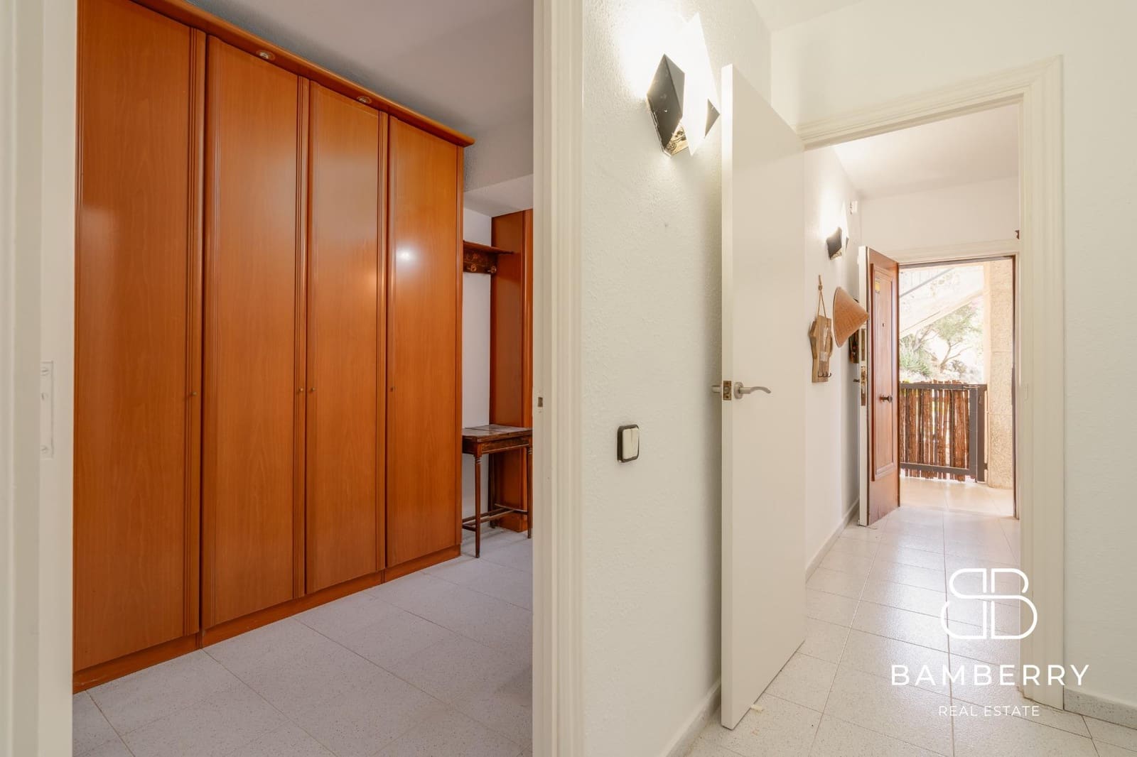 Piso de 5 habitaciones en Castelldefels en venta - 439.000 € (Ref: 9181519)