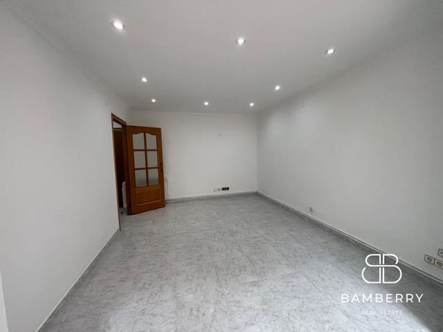 3 bedroom Flat for sale in Castelldefels - € 289,000 (Ref: 9181521)