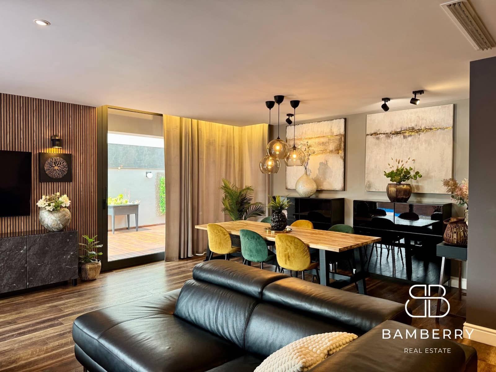 5 bedroom Villa for sale in Castelldefels with garage - € 1,890,000 (Ref: 9181523)