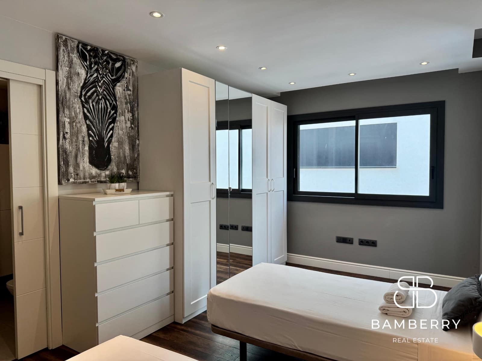 5 bedroom Villa for sale in Castelldefels with garage - € 1,890,000 (Ref: 9181523)