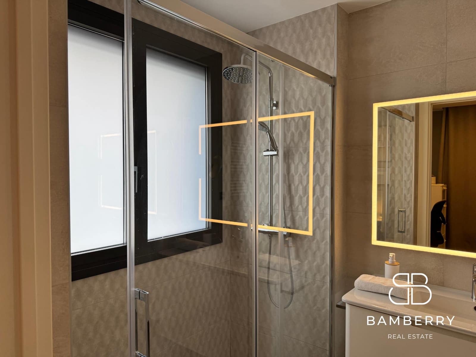 5 bedroom Villa for sale in Castelldefels with garage - € 1,890,000 (Ref: 9181523)