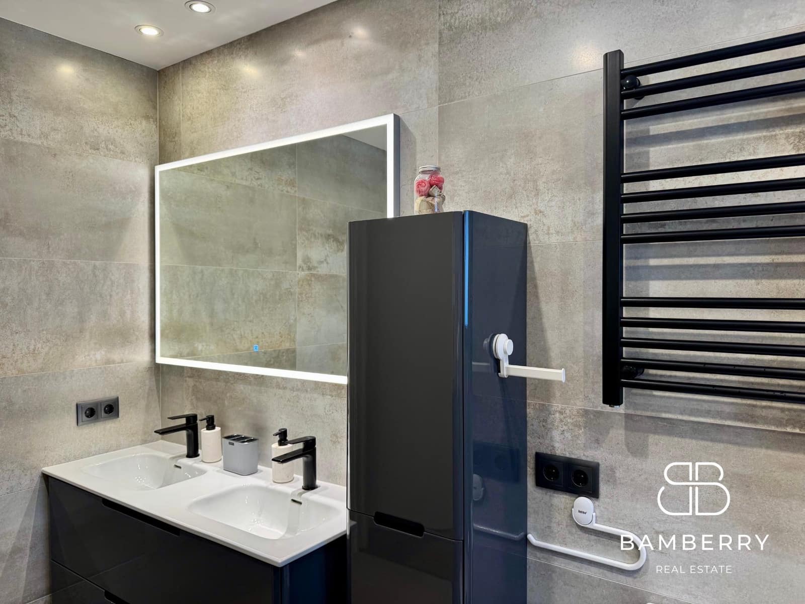 5 bedroom Villa for sale in Castelldefels with garage - € 1,890,000 (Ref: 9181523)