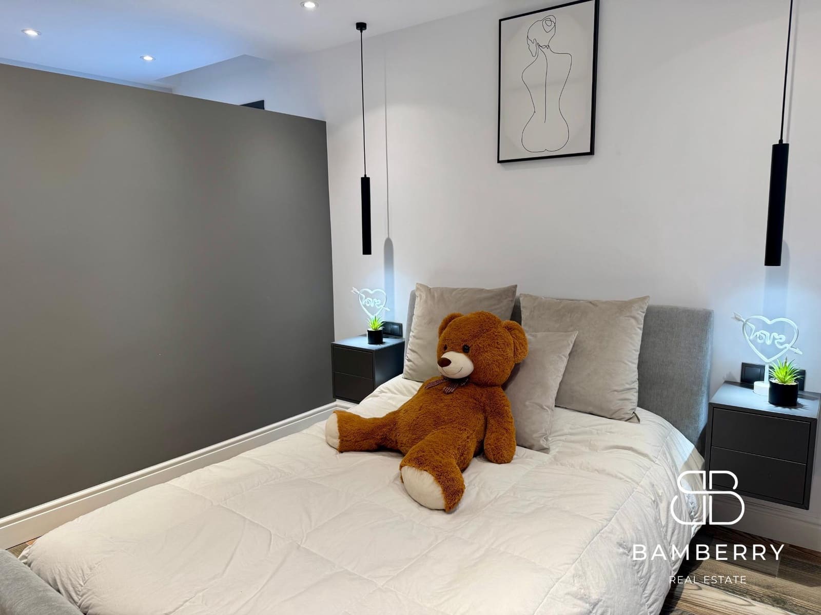 5 bedroom Villa for sale in Castelldefels with garage - € 1,890,000 (Ref: 9181523)