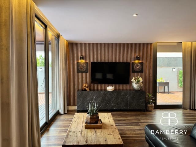 5 bedroom Villa for sale in Castelldefels with garage - € 1,890,000 (Ref: 9181523)