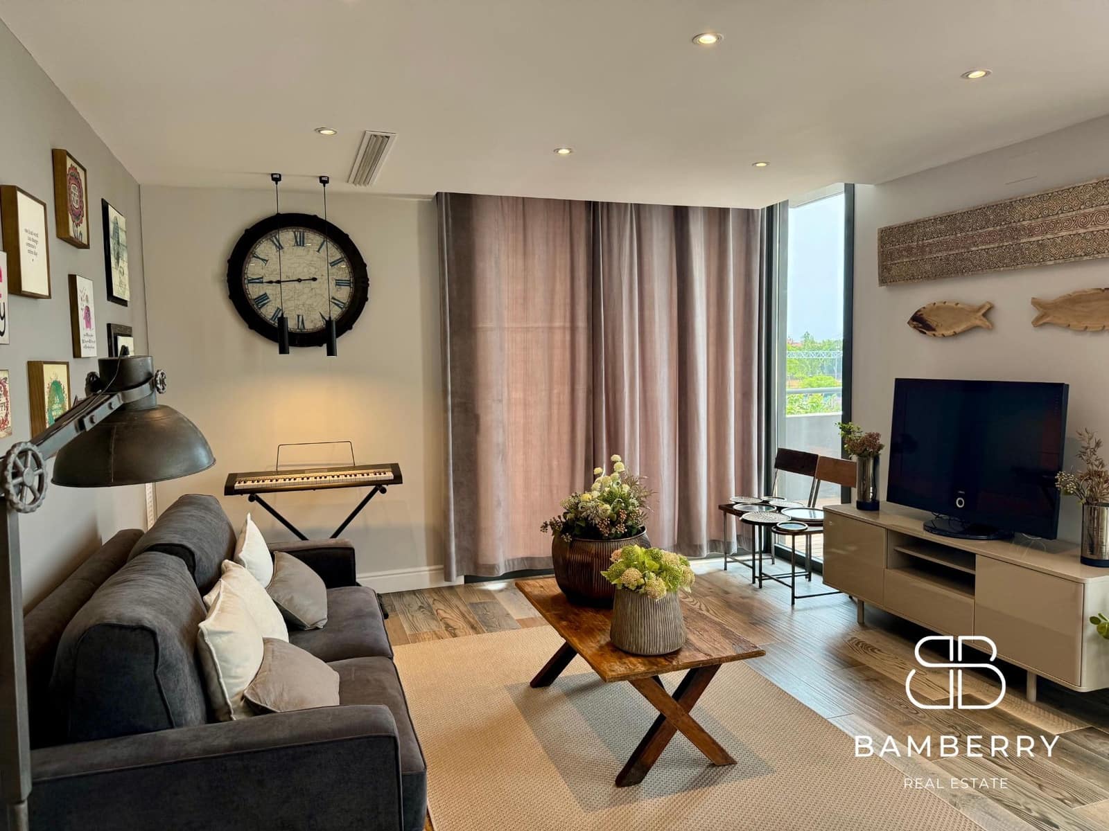 5 bedroom Villa for sale in Castelldefels with garage - € 1,890,000 (Ref: 9181523)