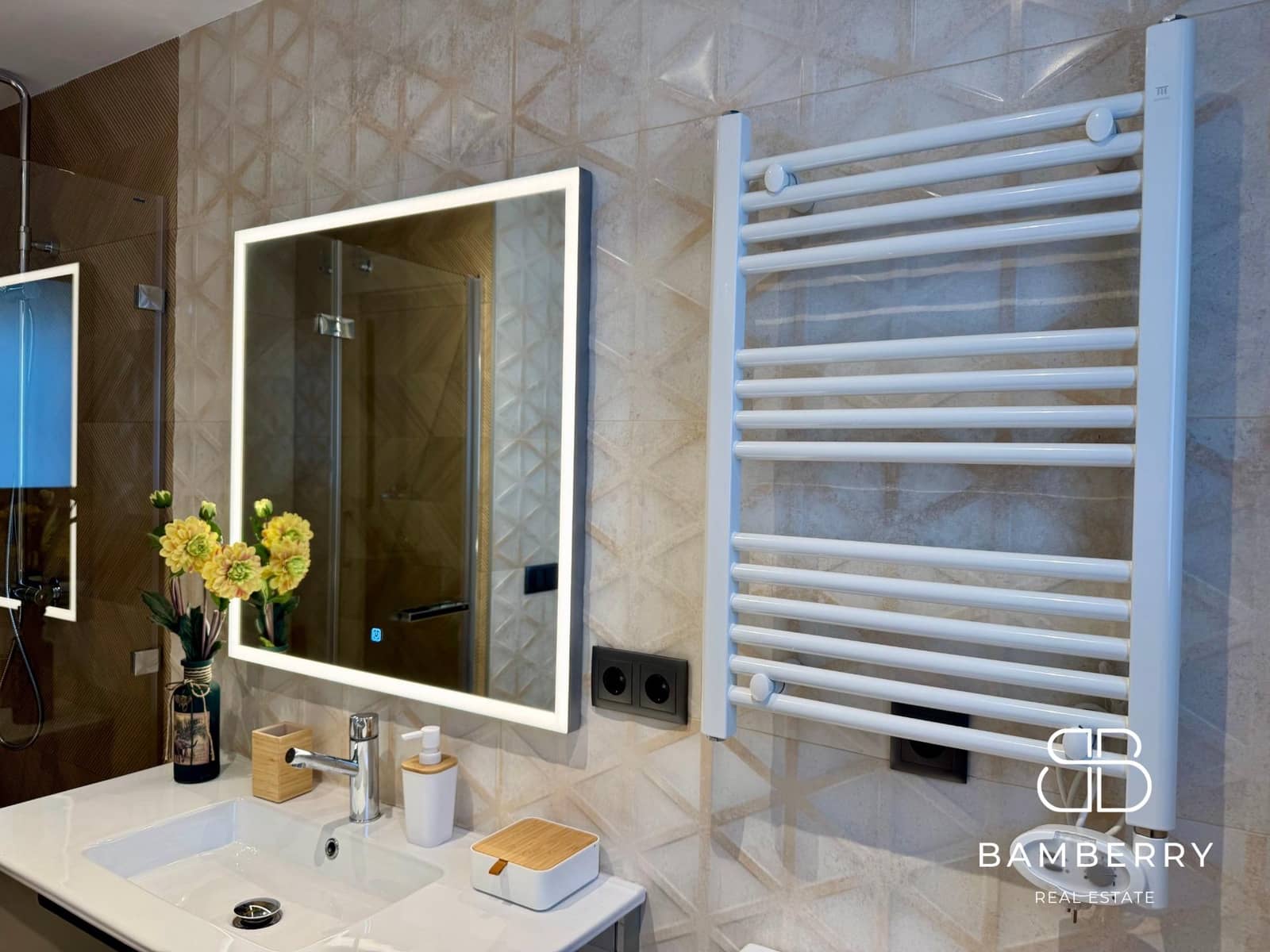 5 bedroom Villa for sale in Castelldefels with garage - € 1,890,000 (Ref: 9181523)