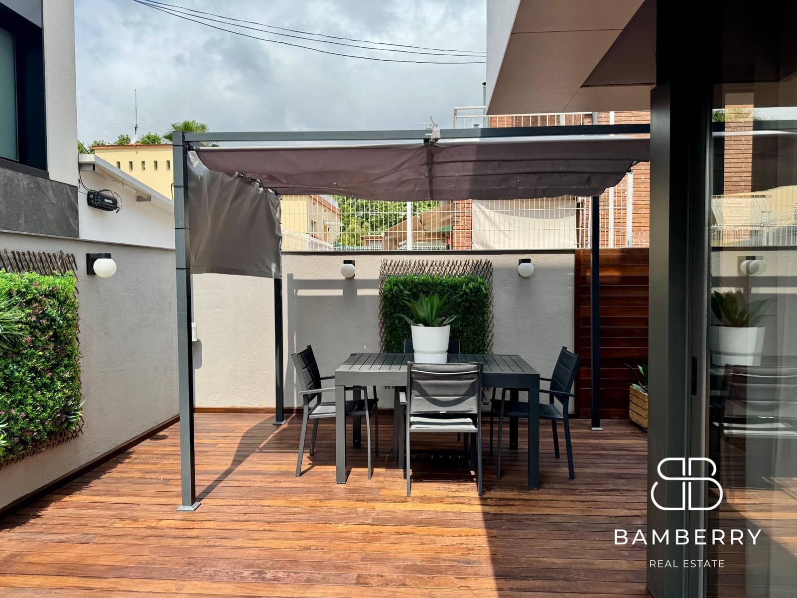 5 bedroom Villa for sale in Castelldefels with garage - € 1,890,000 (Ref: 9181523)